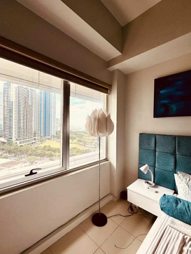 Fairways Tower Studio Unit - BGC Taguig (Category: Apartments & Condos) located in Manila. Submitted by call_09053601049 (Listing ID 1385508700, Image 3). Description: Fairways Tower Studio Unit - BGC Taguig For Lease - Fairways Tower Studio Unit - BGC Taguig 🏙️ Studio Unit | 41 sqm | Furnished ⛳️ ₱42,000/month ✅ Inclusive of dues, Netflix, and internet Experience effortless city living in this fully furnished studio at Fairways Tower, located i
