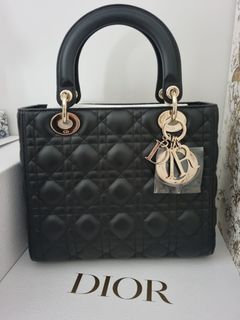 (Kategori: ) berada di . Dikirim oleh kiano_shoes (ID iklan 1385480092, Gambar 1). Deskripsi: .