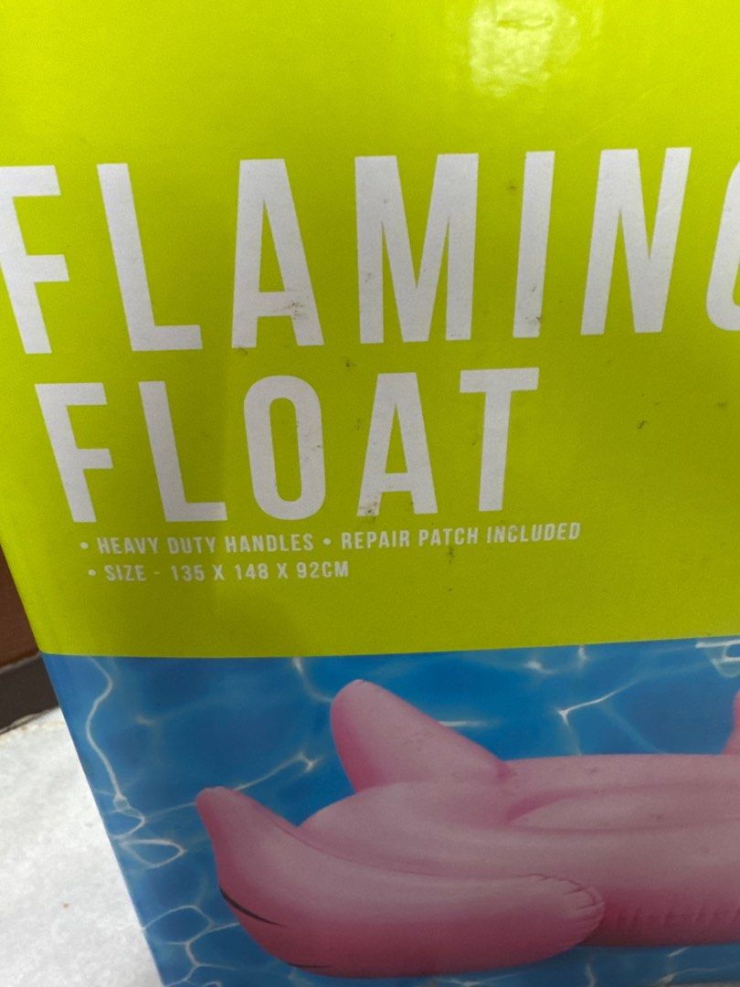 Flamingo float (Category: Occasions & Party Supplies) located in Singapore. Submitted by switz7 (Listing ID 1385460198, Image 3). Description: .