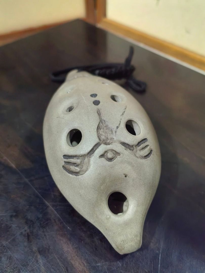 Flute - Ocarina (Category: Musical Instruments) located in Cebu City. Submitted by dudes_villanueva (Listing ID 1385448606, Image 1). Description: Flute - Ocarina Material: Clay 📌A type of vessel flute. 📌Description: Ocarinas are wind musical instruments typically made of ceramic or clay, though other materials like plastic, wood, or metal are also used. They are characterized by a hollow chamber for sound production, unlike open-tube instrumen
