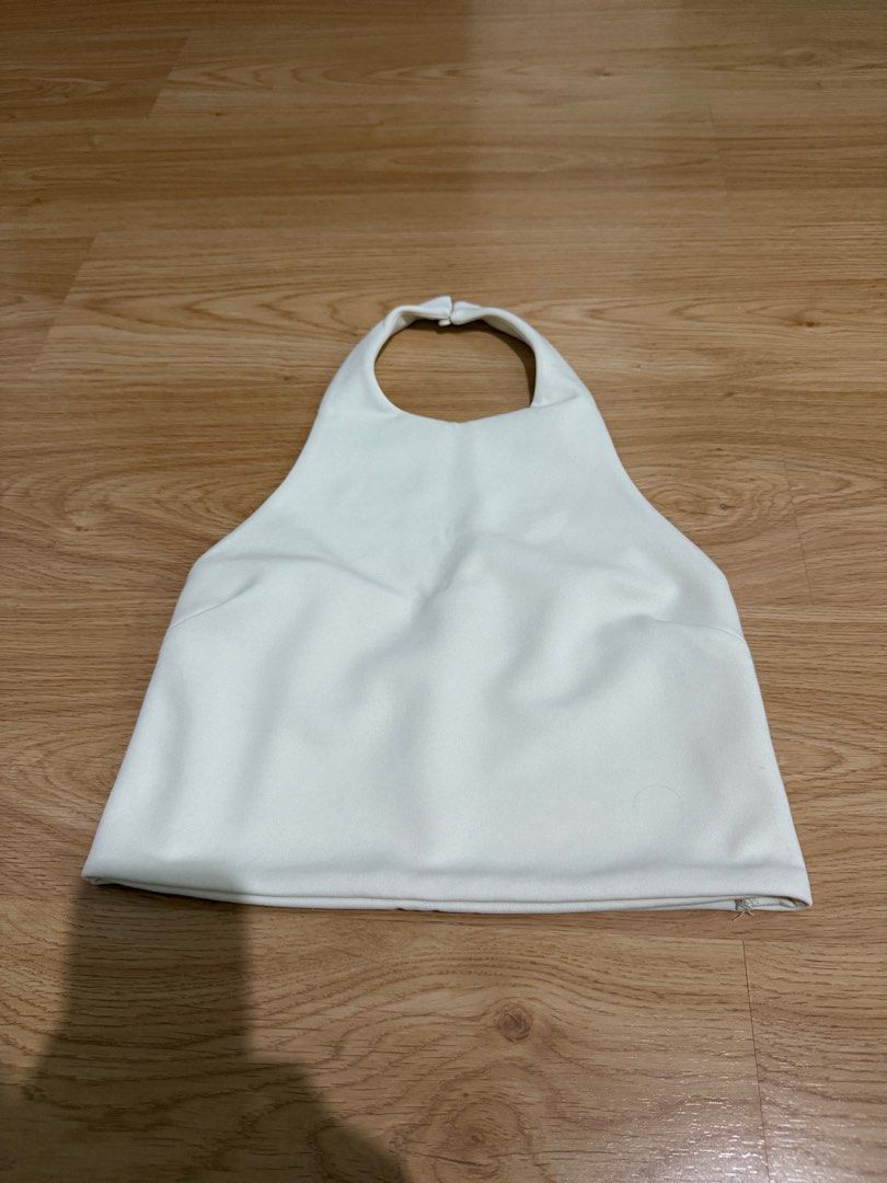 From Bangkok Sleeveless Top (Category: Sleeveless) located in Davao. Submitted by thearchiveedit (Listing ID 1385584281, Image 1). Description: - No “when worn” requests Seller’s measurements: 5’2, 41kg, 32-24-32. Bottoms are tailored to fit seller. - No lowballing - No joy reservers - Most items are in pristine condition(barely used, used once) - All items are guaranteed AUTHENTIC.