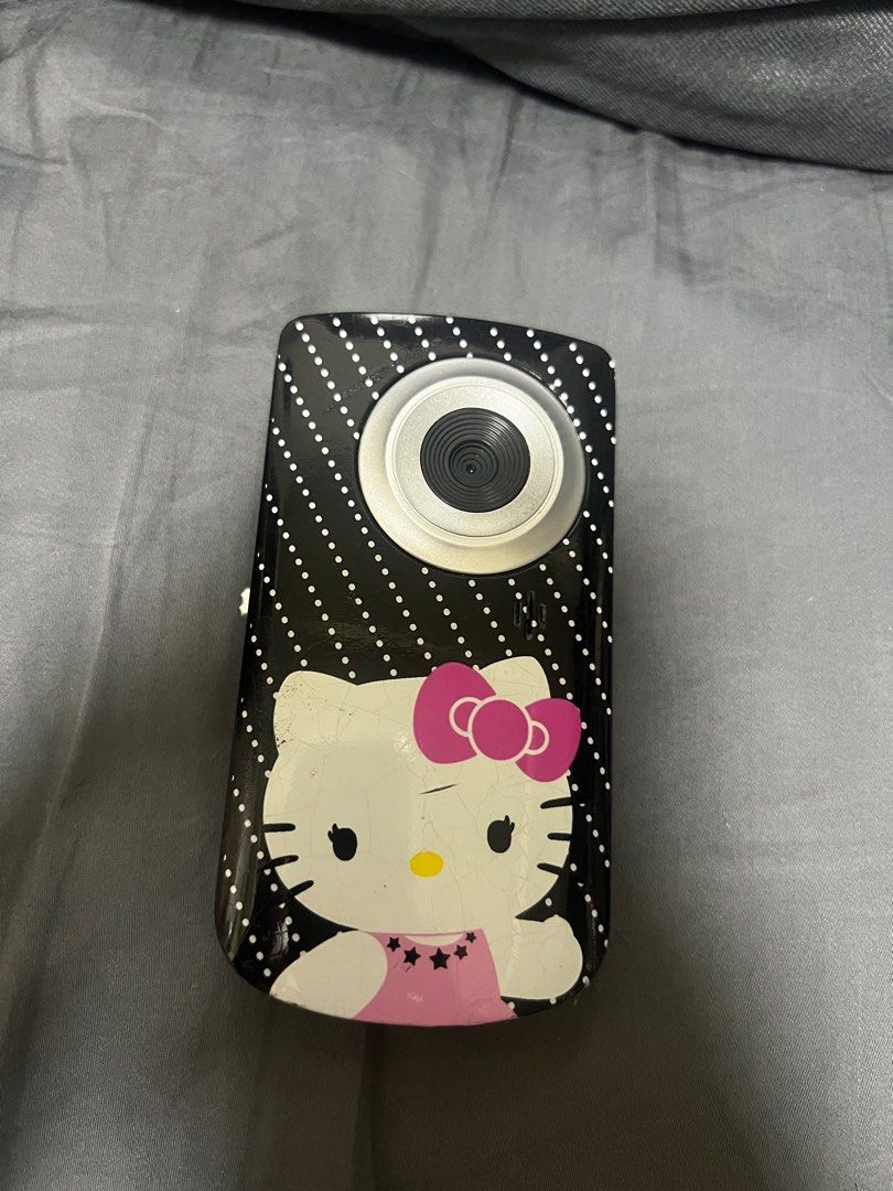 Hello Kitty Camcorder and Digital Camera (Category: Cameras) located in Las Pinas. Submitted by lesyeuxxde (Listing ID 1385528545, Image 1). Description: Lost sd card so haven’t been tested for a while Perfect for vintage pics and vids With batteries As is Negotiable .