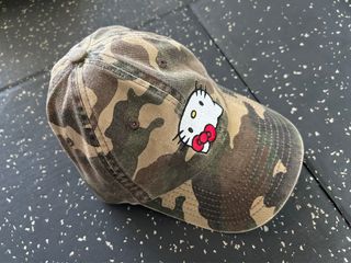 hello kitty cap camouflage adjustable 迷彩 鴨咀帽 (只限sf到付)64196298807554110