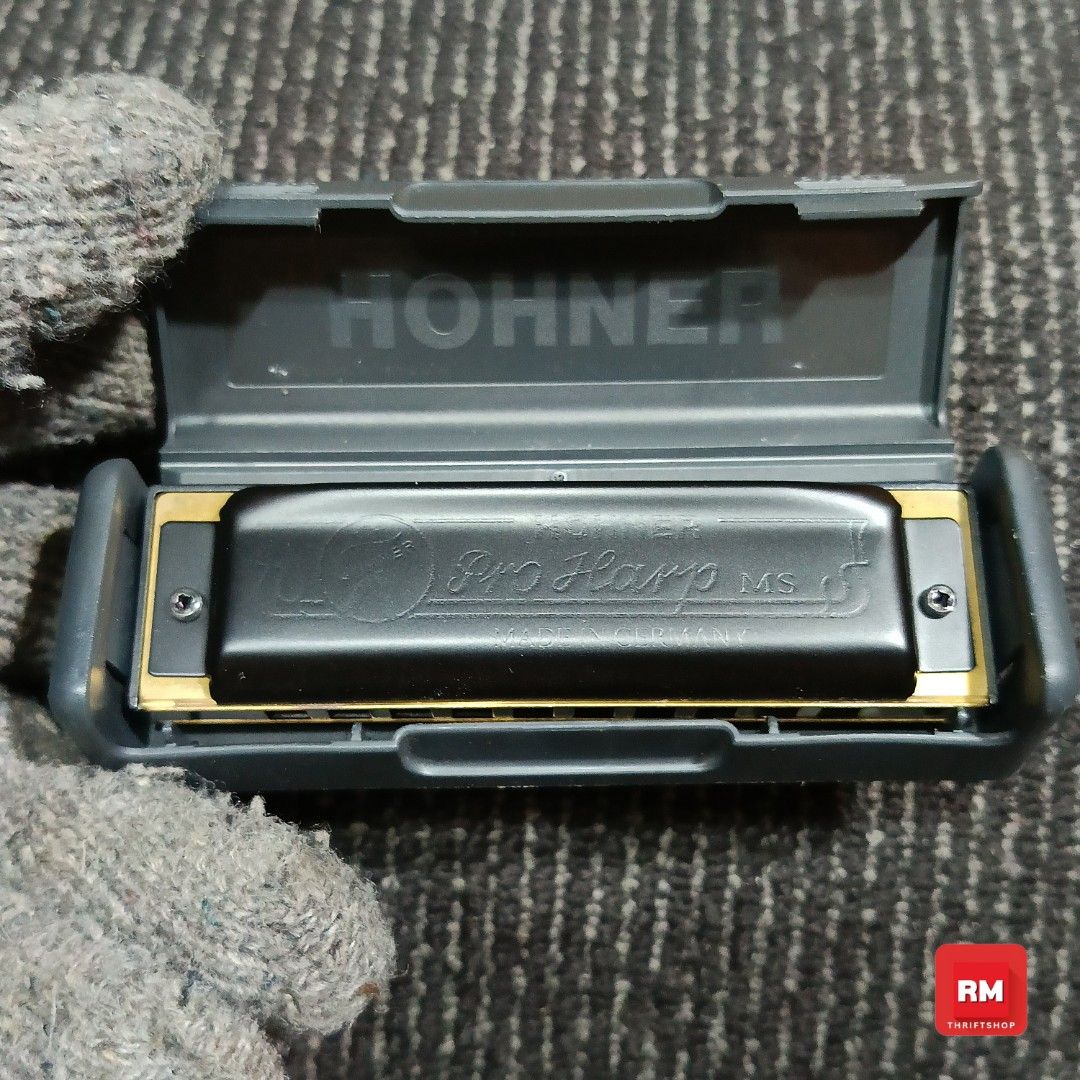 Hohner Pro Harp MS Made in Germany C | R-13 (Category: Musical Instruments) located in Meycauayan. Submitted by redmants2011 (Listing ID 1385590513, Image 2). Description: Price Fixed Flash Express R.