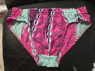 （分類：）位於 。 由 srinspws2c 提交（商品編號 1385535110，圖片 1）。簡介： 。
