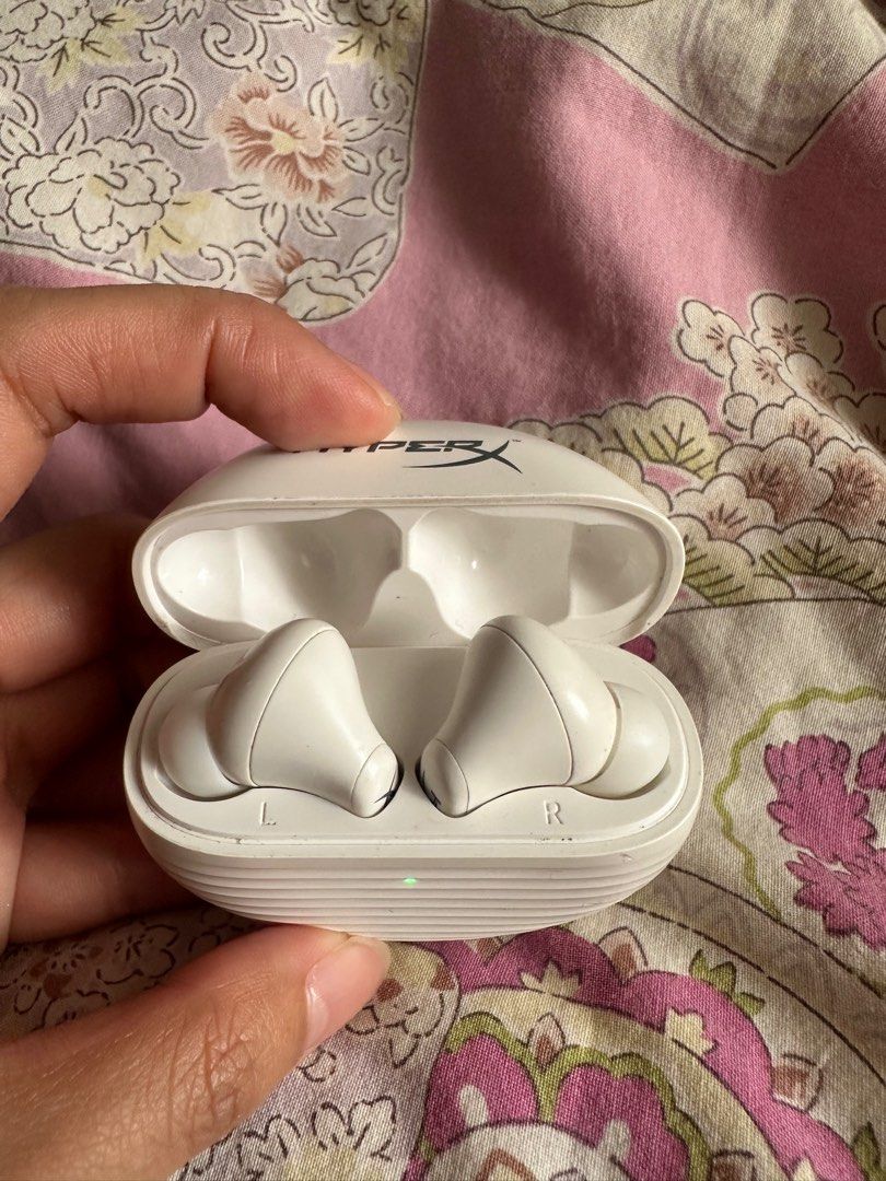 Hyper X cloud buds true wireless earbuds (Category: Earphones) located in Cainta. Submitted by thingsfromerika (Listing ID 1385480807, Image 2). Description: Original. Used with care 💕 No charging adaptor included. Can use regular type c chargers.