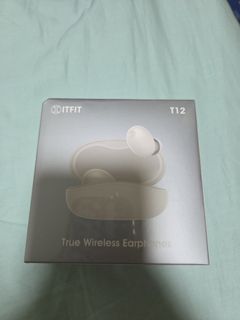 （分類：）位於 。 由 jojol2002 提交（商品編號 1385572834，圖片 1）。簡介： 。