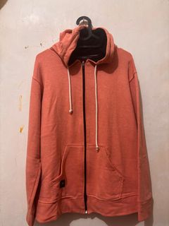 (Kategori: ) berada di . Dikirim oleh qaila08 (ID iklan 1385598868, Gambar 1). Deskripsi: .