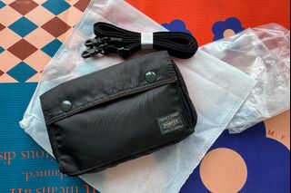 （分類：）位於 。 由 twomiblack2002 提交（商品編號 1385517587，圖片 1）。簡介： 。