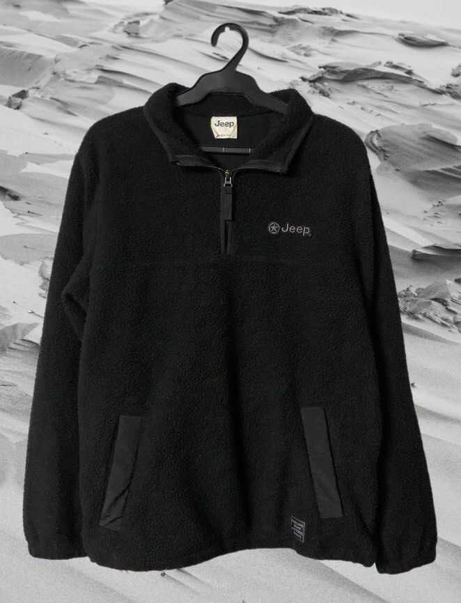 Jeep Quarter Zip (solid black) (Category: Coats, Jackets and Outerwear) located in Manila. Submitted by z_ware (Listing ID 1385593898, Image 1). Description: -authentic not thrifted -this is vintage -complete tags -no issues -need wash -can ship it right away .