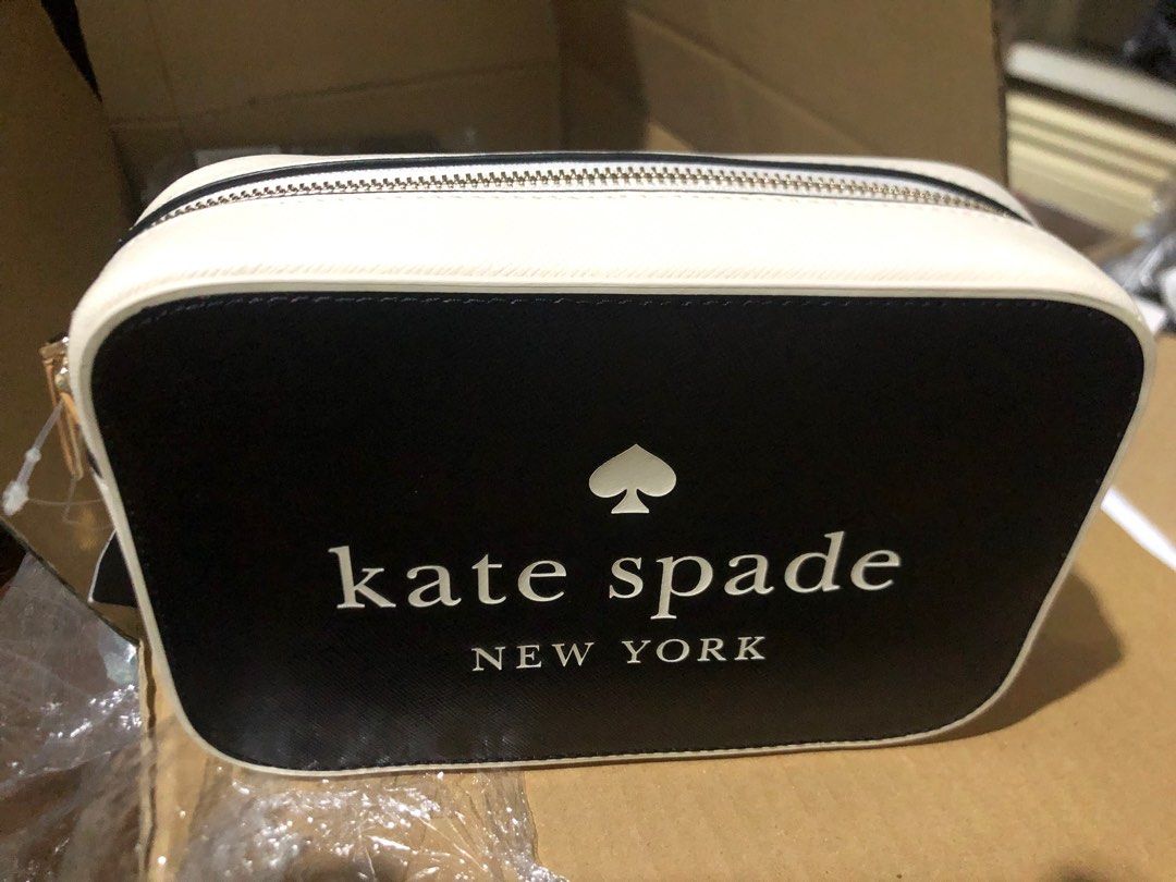 Kate Spade 💯Authentic Camera Bag (Category: Luxury Bags & Wallets) located in Manila. Submitted by dominiqueslove (Listing ID 1385566213, Image 2). Description: 💯Authentic Kate Spade camera bag SALE SALE SALE ‼️‼️‼️ BRAND NEW crossbody Color black With strap No damage Comparable price in zalora P10-11k Rfs: owns several stock of same item.