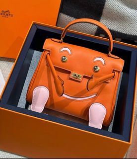 (Category: ) located in . Submitted by Hermes-authentic (Listing ID 1385612287, Image 1). Description: .