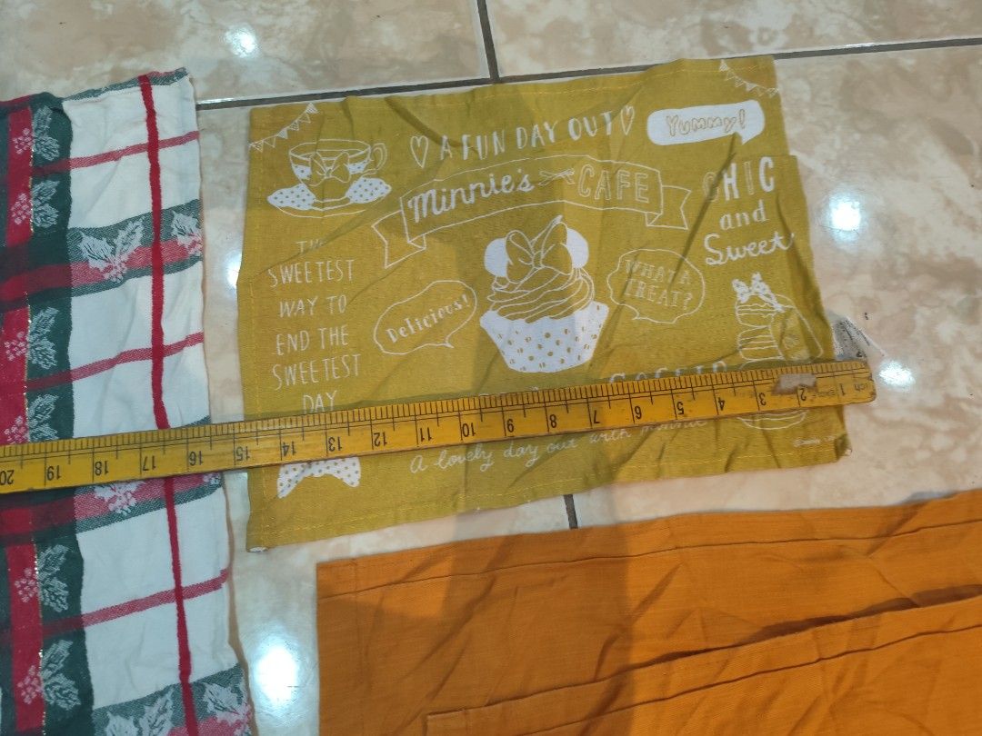 Kitchen Towels (Category: Towels, Napkins & Holders) located in Dipolog. Submitted by thriftteata (Listing ID 1385490979, Image 3). Description: all for 280 only tea towel/kitchen towel ships from Mindanao.