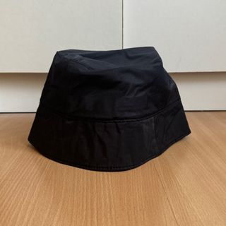 由 b12__ (刊登 ID 1385501715，圖片 1) 提交，位於 的 (類別：)，說明：。