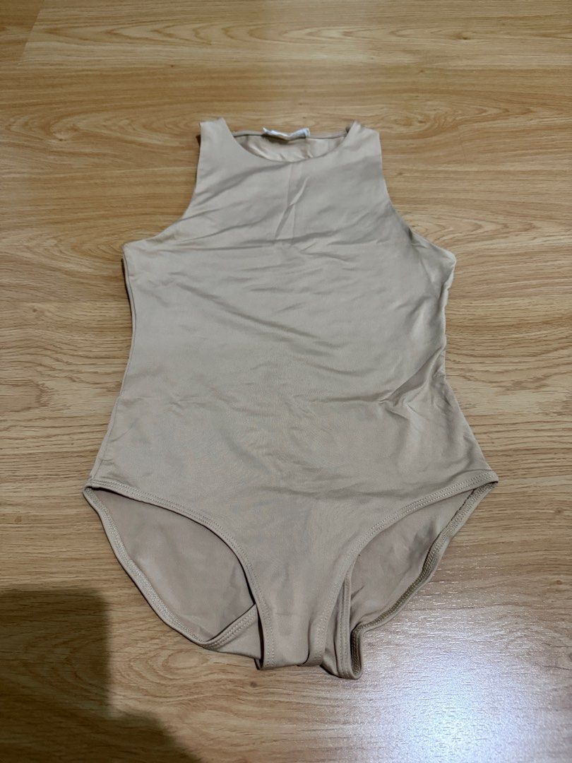 Mango Body Suit (Category: Sleeveless) located in Davao. Submitted by thearchiveedit (Listing ID 1385585356, Image 1). Description: - No “when worn” requests Seller’s measurements: 5’2, 41kg, 32-24-32. Bottoms are tailored to fit seller. - No lowballing - No joy reservers - Most items are in pristine condition(barely used, used once) - All items are guaranteed AUTHENTIC.