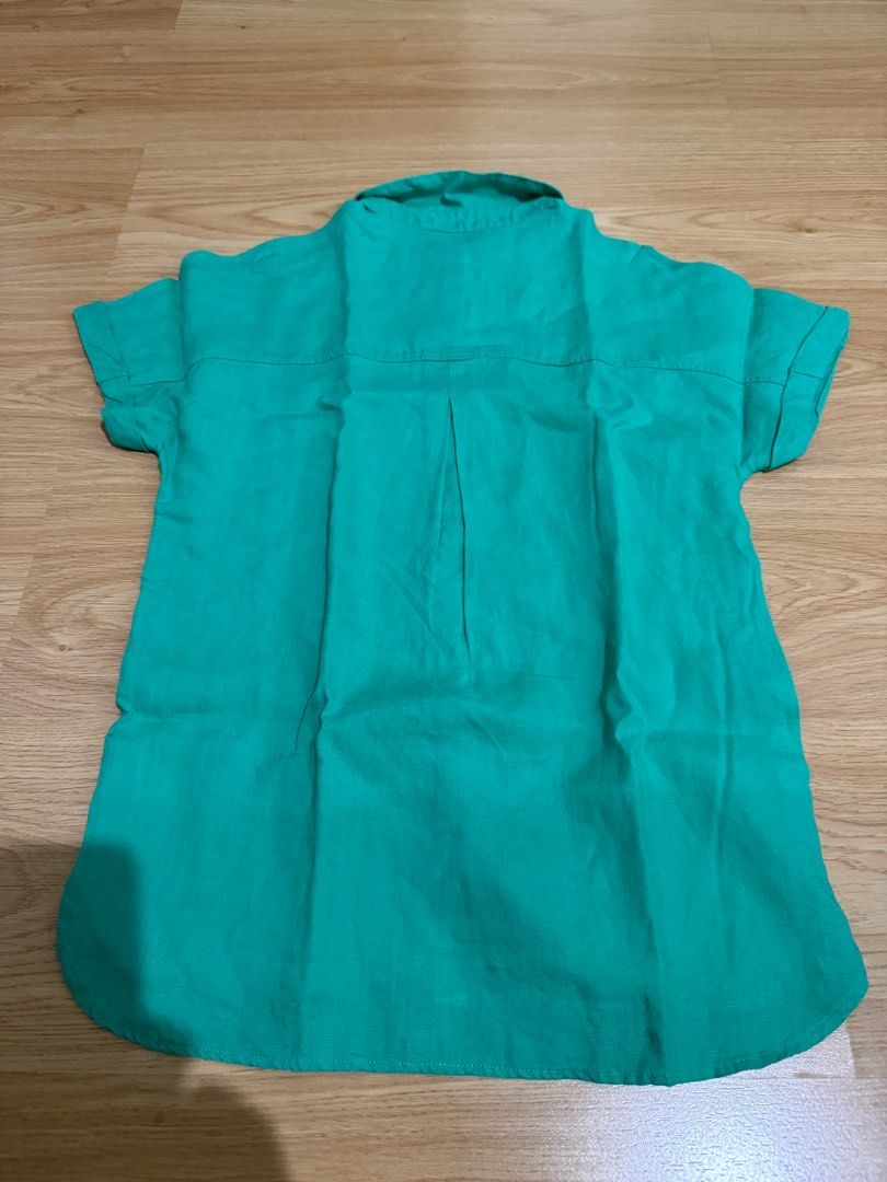 Mango Button Down (Category: Shirts) located in Davao. Submitted by thearchiveedit (Listing ID 1385583288, Image 3). Description: - No “when worn” requests Seller’s measurements: 5’2, 41kg, 32-24-32. Bottoms are tailored to fit seller. - No lowballing - No joy reservers - Most items are in pristine condition(barely used, used once) - All items are guaranteed AUTHENTIC.