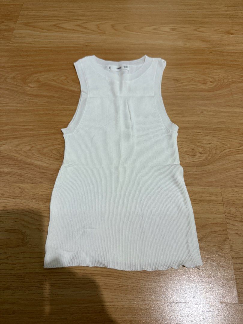 Mango Ribbed Top (Category: Sleeveless) located in Davao. Submitted by thearchiveedit (Listing ID 1385585580, Image 1). Description: - No “when worn” requests Seller’s measurements: 5’2, 41kg, 32-24-32. Bottoms are tailored to fit seller. - No lowballing - No joy reservers - Most items are in pristine condition(barely used, used once) - All items are guaranteed AUTHENTIC.