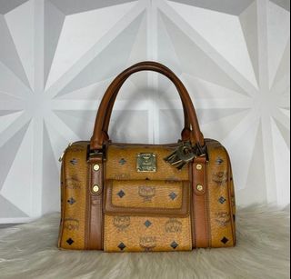 (Kategori: ) berada di . Dikirim oleh bagsie.vibe (ID iklan 1385449402, Gambar 1). Deskripsi: .