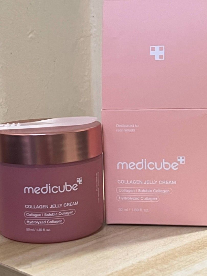 MEDICUBE COLLAGEN JELLY CREAM (Category: Face Care) located in Manila. Submitted by morant39930774 (Listing ID 1385453545, Image 2). Description: Posting for my gf ‼️ Opened just to check the item, but never been used MOD: BPI or GCASH Loc: Mandaluyong.