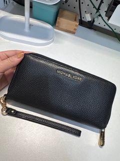 由 ninamai123123 (刊登 ID 1385595814，圖片 1) 提交，位於 的 (類別：)，說明：。