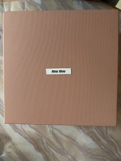 （分類：）位於 。 由 stephie__ 提交（商品編號 1385532688，圖片 1）。簡介： 。