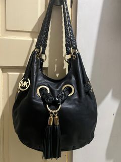 (Category: ) located in . Submitted by mklover10 (Listing ID 1385612658, Image 1). Description: .