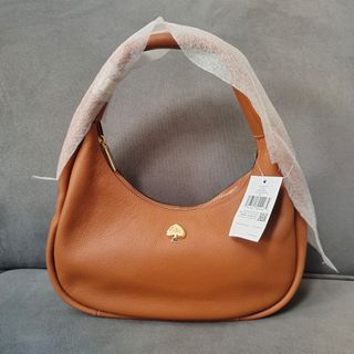 (Kategori: ) berada di . Dikirim oleh Ghina_Celia (ID iklan 1385467563, Gambar 1). Deskripsi: .