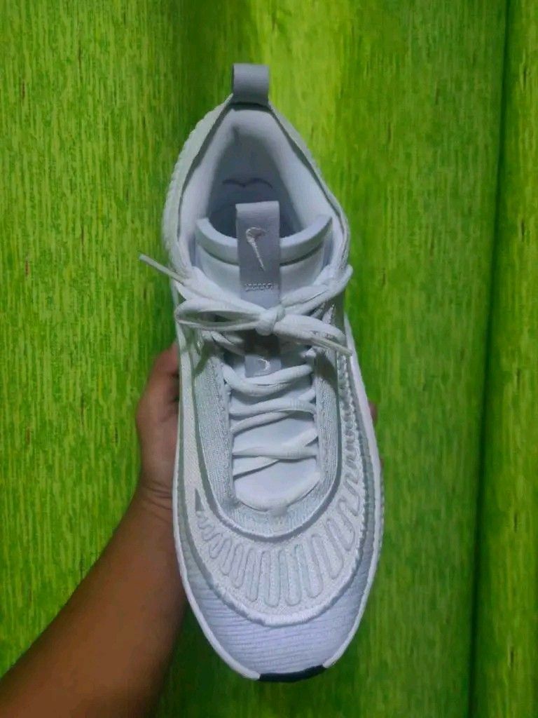 Nike Cosmic Unity 3 "Summit White/Black" (Category: Sneakers) located in Manila. Submitted by alegriacyr19 (Listing ID 1385583044, Image 1). Description: Nike Cosmic Unity 3 “Summit White/Black” ₱2,500 ONLY! (SRP ₱8,395) No issue w/ box (never been used) SIZE: Mens 9.5 - 27.5 Wmns 11 - 28 (MONEY BACK GUARANTEED IF PROVEN FAKE) Can ship nationwide or meet up. 📍Santol, Balagtas, Bulacan.