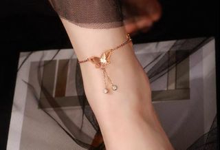 (Category: ) located in . Submitted by jewelryave_sg (Listing ID 1385536979, Image 1). Description: .