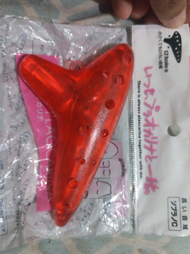 Original Night Soprano Plastic Ocarina (Category: Musical Instruments) located in Muntinlupa City. Submitted by kittymeowcute (Listing ID 1385573921, Image 1). Description: Halos di po nagamit. Soprano Ocarina. 12 Holes. Original Night Ocarina. Made in Japan. Lightly Used, Mint Condition pa, walang mga gasgas and all. change of mind lang, mas prefer and alto ocarina..