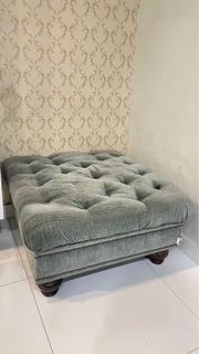 (Category: ) located in . Submitted by lysee.wardrobe (Listing ID 1385533107, Image 1). Description: .