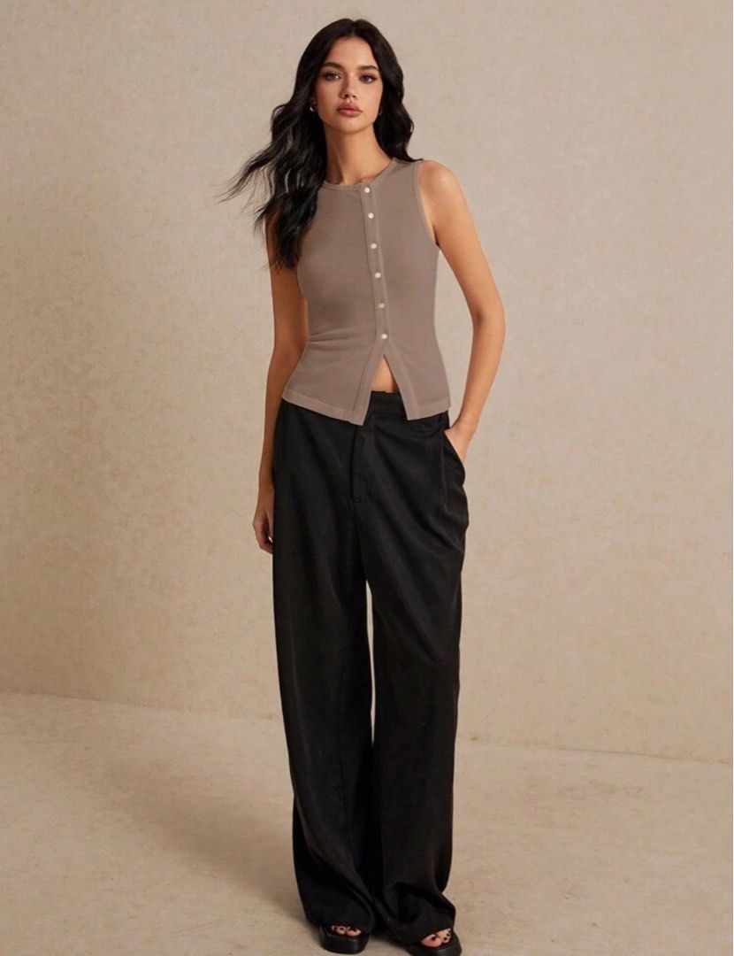 Poéselle Asymmetric Slit Tank Top with Split Hem (Category: Sleeveless) located in Quezon City. Submitted by yanaskart (Listing ID 1385541594, Image 1). Description: size: m color: mocha brown used once 🤍 when worn pics posted already! loc: quezon city mod: j&t or lalamove .