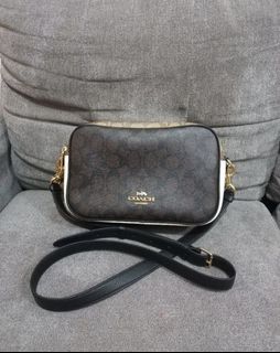 (Kategori: ) berada di . Dikirim oleh jshop_preloved (ID iklan 1385560392, Gambar 1). Deskripsi: .