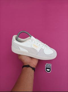 (Kategori: ) berada di . Dikirim oleh jeesneakers_ (ID iklan 1385578600, Gambar 1). Deskripsi: .
