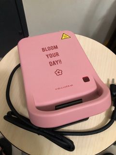 由 phoebe_2hand (刊登 ID 1385455306，圖片 1) 提交，位於 的 (類別：)，說明：。