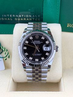 (Category: ) located in . Submitted by andrewyeap._.ay_watch_store (Listing ID 1385606083, Image 1). Description: .