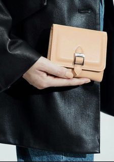 (Kategori: ) berada di . Dikirim oleh dbestpreloved (ID iklan 1385530203, Gambar 1). Deskripsi: .