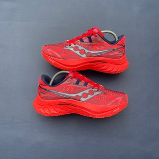 (Kategori: ) berada di . Dikirim oleh tarasneakers_id (ID iklan 1385559485, Gambar 1). Deskripsi: .