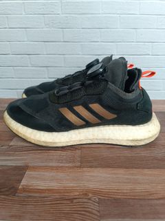 (Kategori: ) berada di . Dikirim oleh sepatubekas.yk (ID iklan 1385511800, Gambar 1). Deskripsi: .