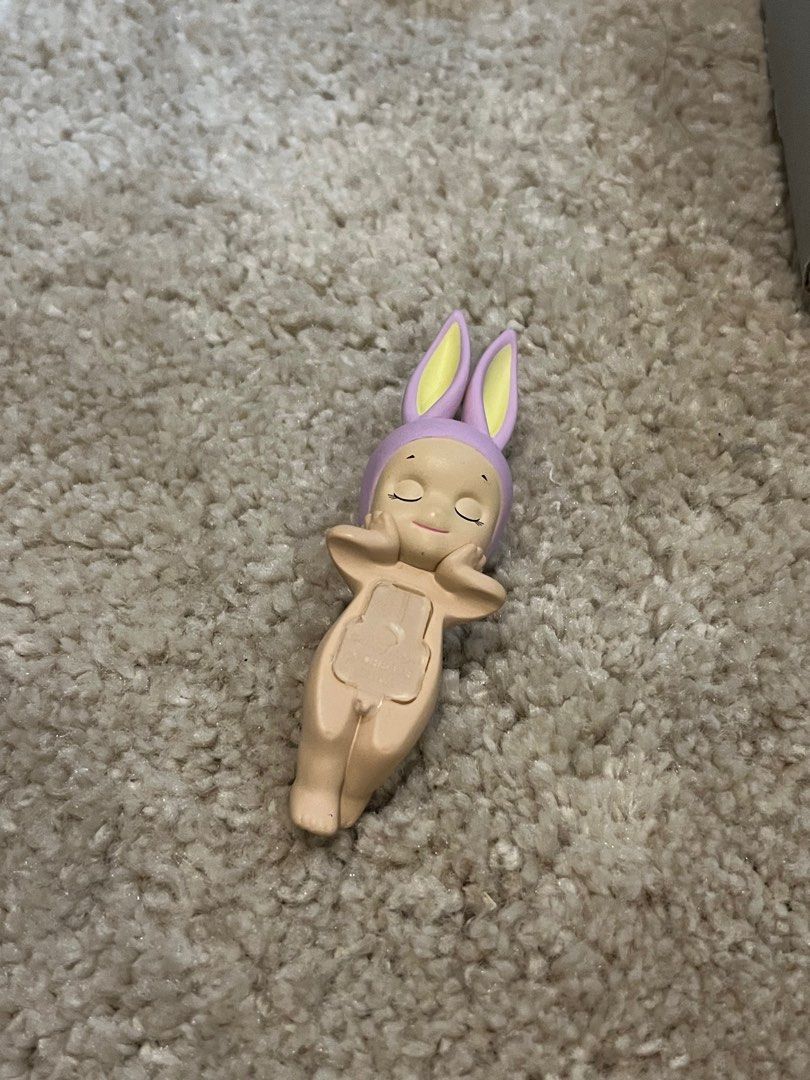 Sonny Angel Dreaming Rabbit Hipper (Category: Designer & Blind Box Toys) located in Manila. Submitted by c0ldlaundry (Listing ID 1385575682, Image 1). Description: Sonny Angel Dreaming Rabbit Hipper Unused Adhesive No to trades.
