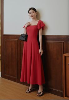 (Category: ) located in . Submitted by tynxwardrobe (Listing ID 1385599385, Image 1). Description: .