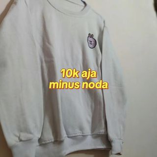 (Kategori: ) berada di . Dikirim oleh rere.vee (ID iklan 1385564506, Gambar 1). Deskripsi: .