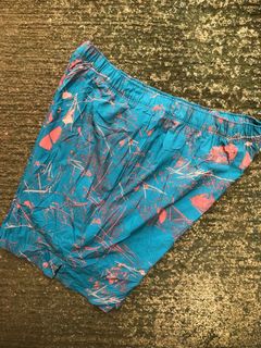 (Category: ) located in . Submitted by intingthrift (Listing ID 1385535026, Image 1). Description: .