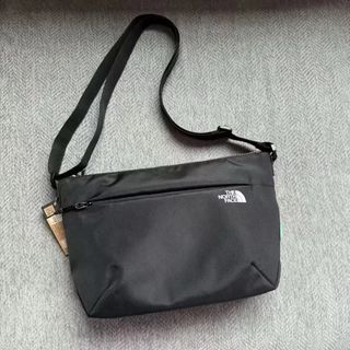 (Kategori: ) berada di . Dikirim oleh bagslovely (ID iklan 1385543793, Gambar 1). Deskripsi: .