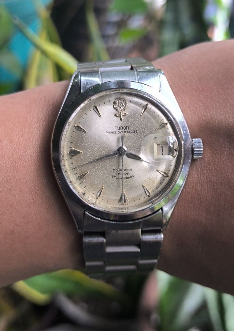 Tudor Prince Oysterdate (Category: Luxury Watches) located in Taguig. Submitted by j_watches007 (Listing ID 1352526658, Image 1). Description: Authentic Secondhand ⌚ Vintage Used Watch Tudor Prince Oysterdate Big Rose Rotor Self winding Swiss Made Stainless Steel 34mm Replacement Bracelet 7' wrist size ' Watch Only ' DISCLAIMER: IT'S OLD WATCHES EXPECT OF SOME SCRATCHES/SIGNS OF USAGE & PLEASE MANAGE YOUR EXPECTATIONS. THANKYOU. PS' IF CAN'T RPLY