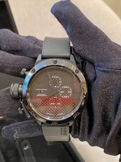 (Category: ) located in . Submitted by watchluxury888 (Listing ID 1385516732, Image 1). Description: .