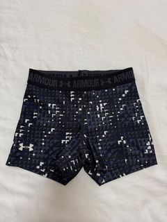 (Category: ) located in . Submitted by aushoppingg (Listing ID 1385500710, Image 1). Description: .