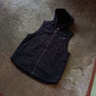 (Category: ) located in . Submitted by thriftelle (Listing ID 1385499587, Image 1). Description: .