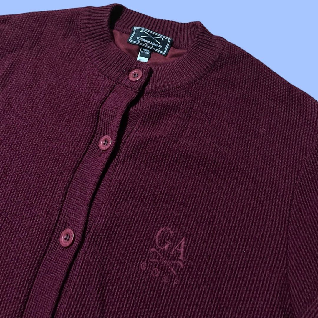 VNTG GIORGIO ARMANI GOLF CARDIGAN (Category: Coats, Jackets and Outerwear) located in Manila. Submitted by COMFYTS (Listing ID 1385467059, Image 2). Description: VNTG GIORGIO ARMANI GOLF CARDIGAN FITS MED-LARGE WMNS 850 + sf PM FOR MORE INFO.