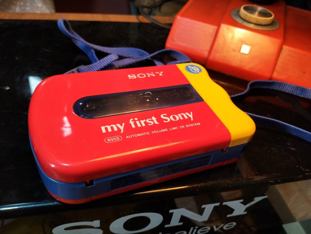 Walkman My First Sony Wm -3500, Musik Media, Alat di Carousell